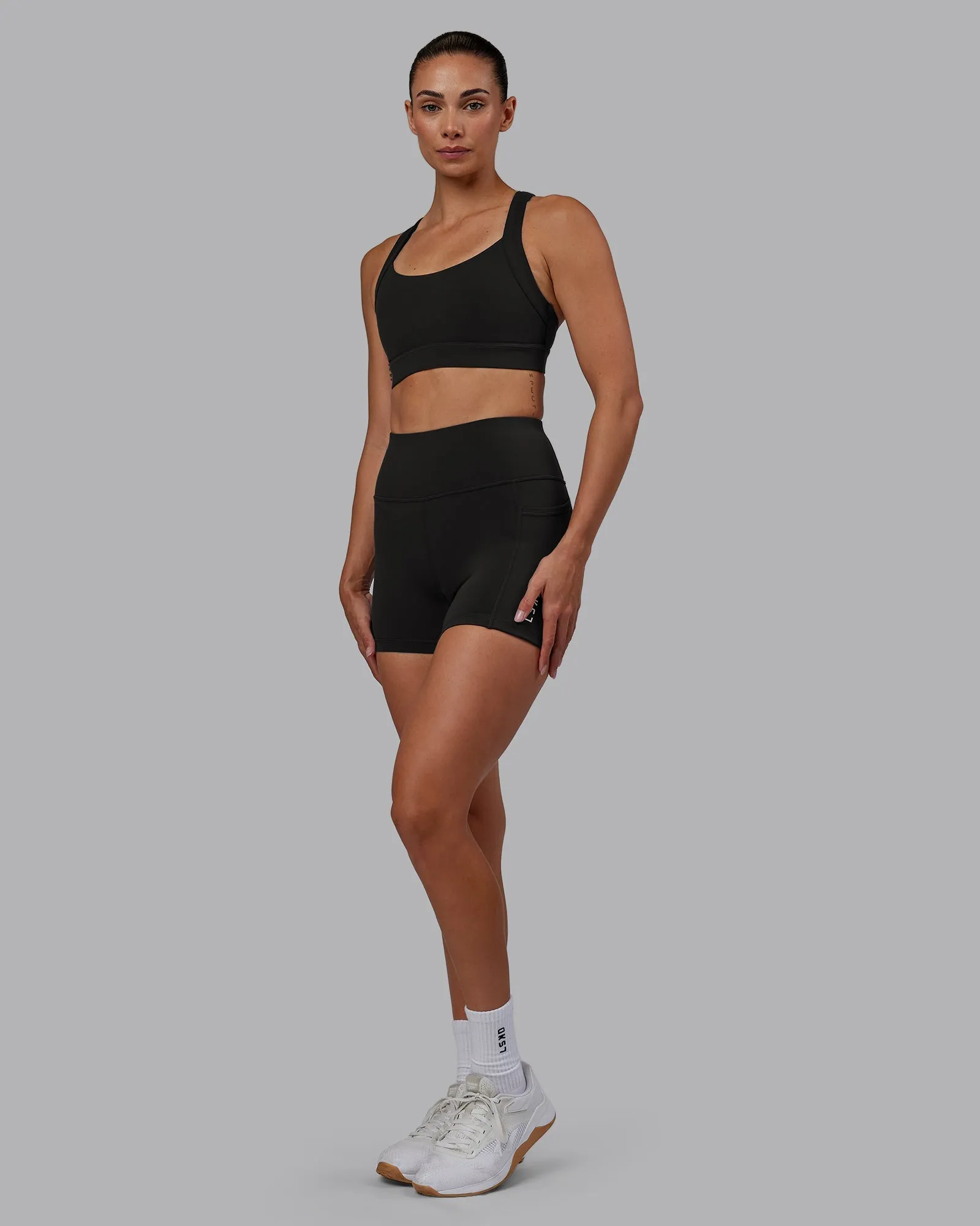 Advance Sports Bra - Pirate Black