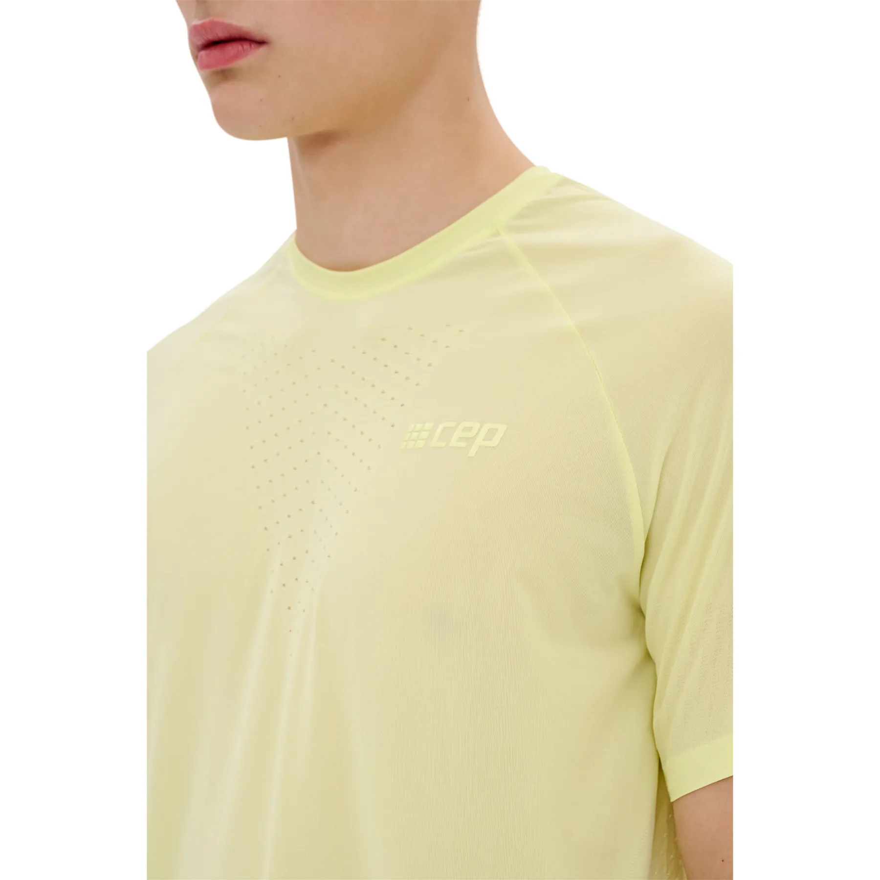 CEP Men's Ultralight Seamless Short Sleeve Shirt