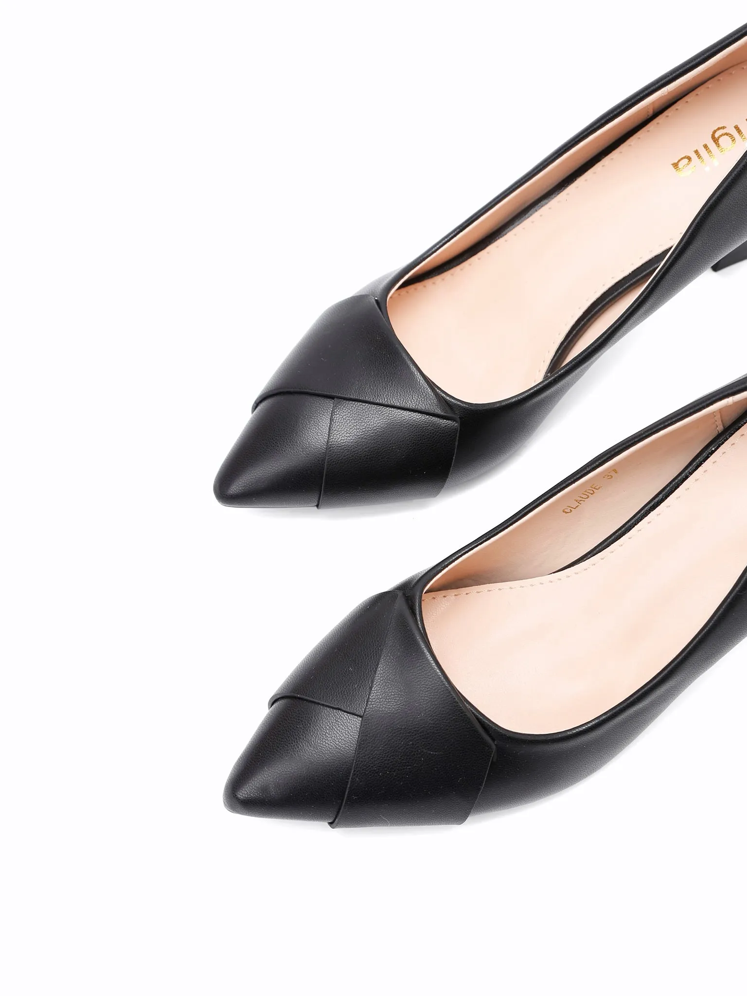 Claude Heel Pumps