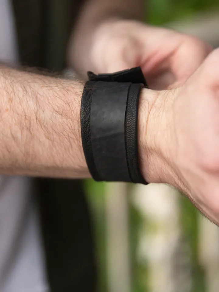 Leather and Tire cuff, Asphalt