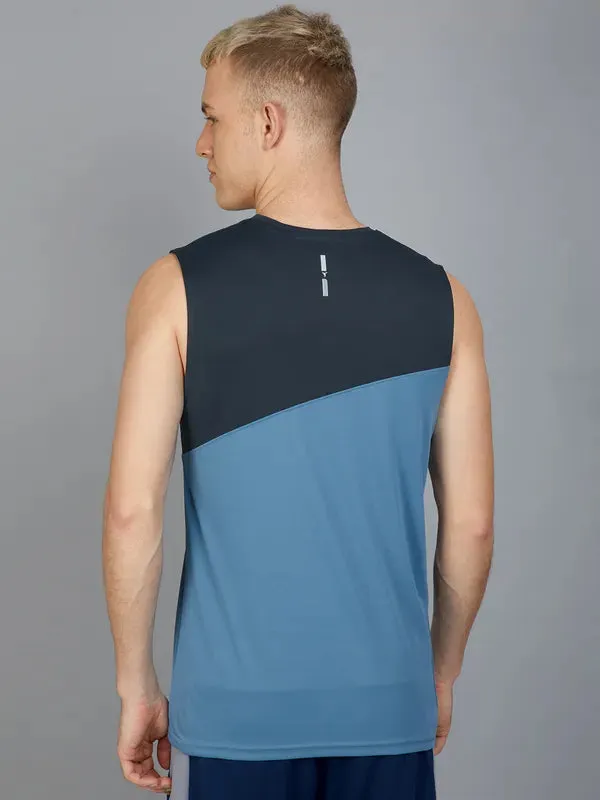 Men Colorblock Slim Fit Crew Neck Innerwear Vest with TECHNO COOL 