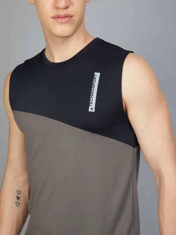 Men Colorblock Slim Fit Crew Neck Innerwear Vest with TECHNO COOL 