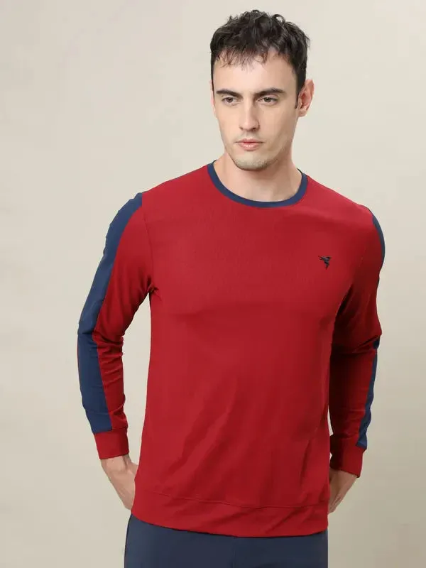 Men Colorblock Slim Fit Crew Neck T-shirt with MATPIQ