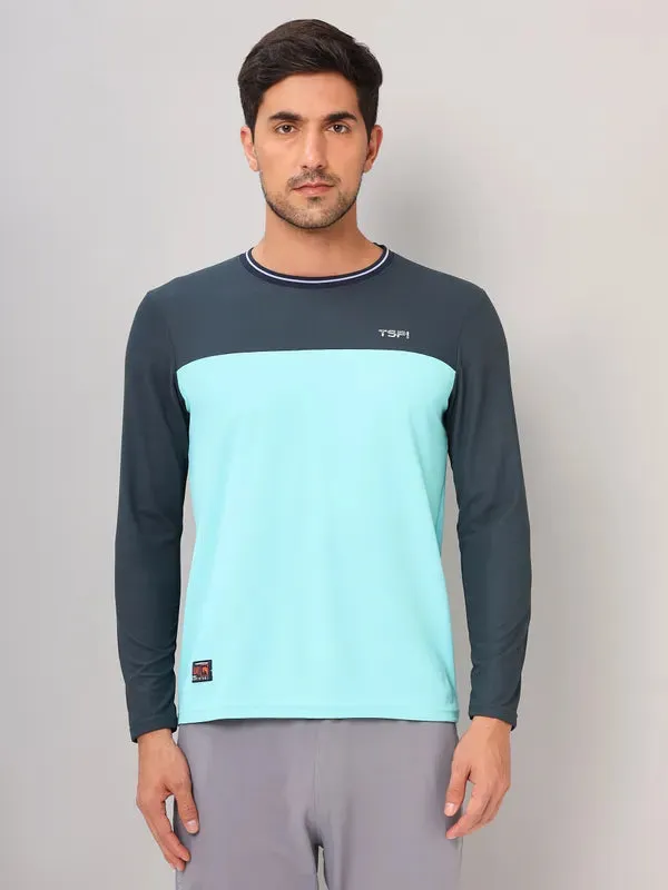 Men Colorblock Slim Fit Crew Neck T-shirt with MATPIQ