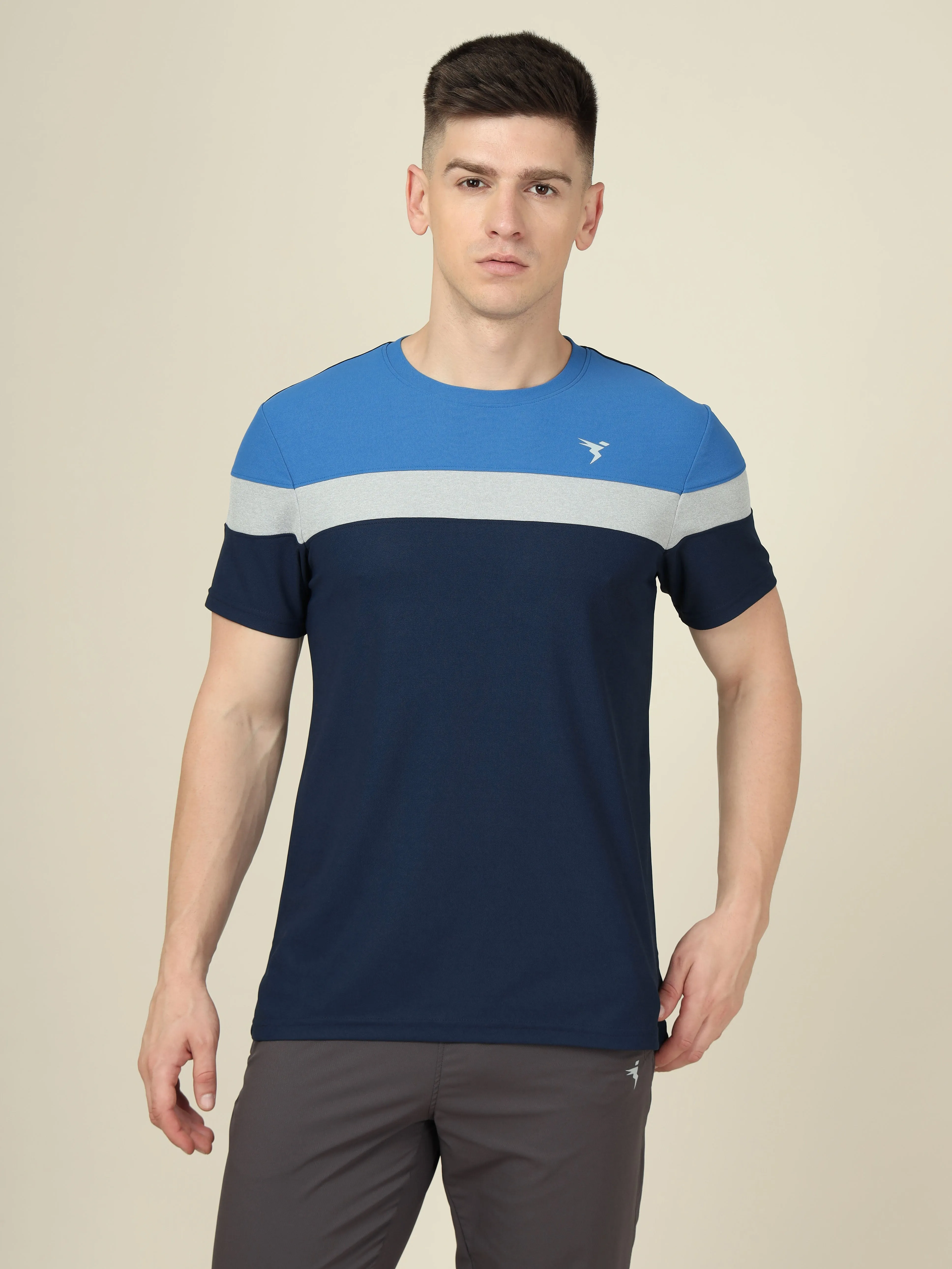 Men Colorblock Slim Fit Crew Neck T-shirt with MATPIQ