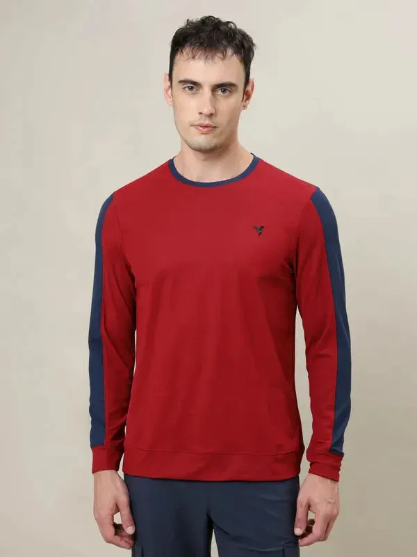 Men Colorblock Slim Fit Crew Neck T-shirt with MATPIQ