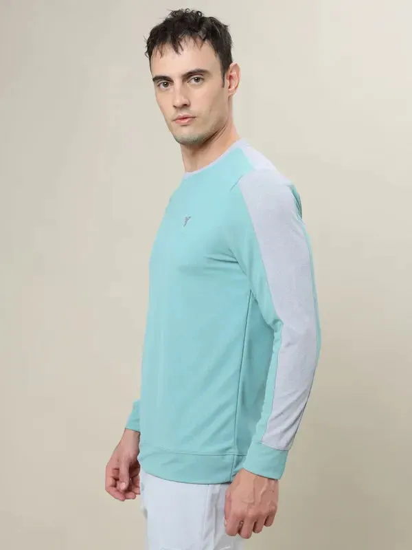 Men Colorblock Slim Fit Crew Neck T-shirt with MATPIQ