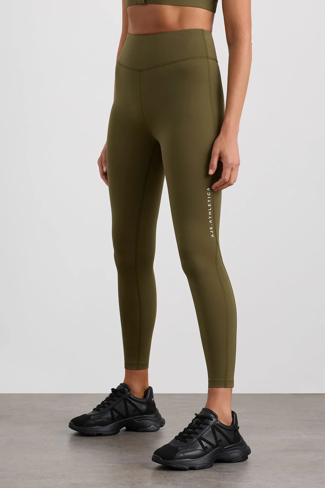 Panelled 7/8 Legging 236